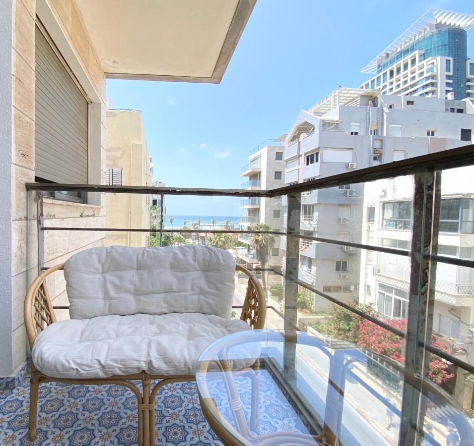 Sea Suites Tel Aviv-Jaffa Exterior foto