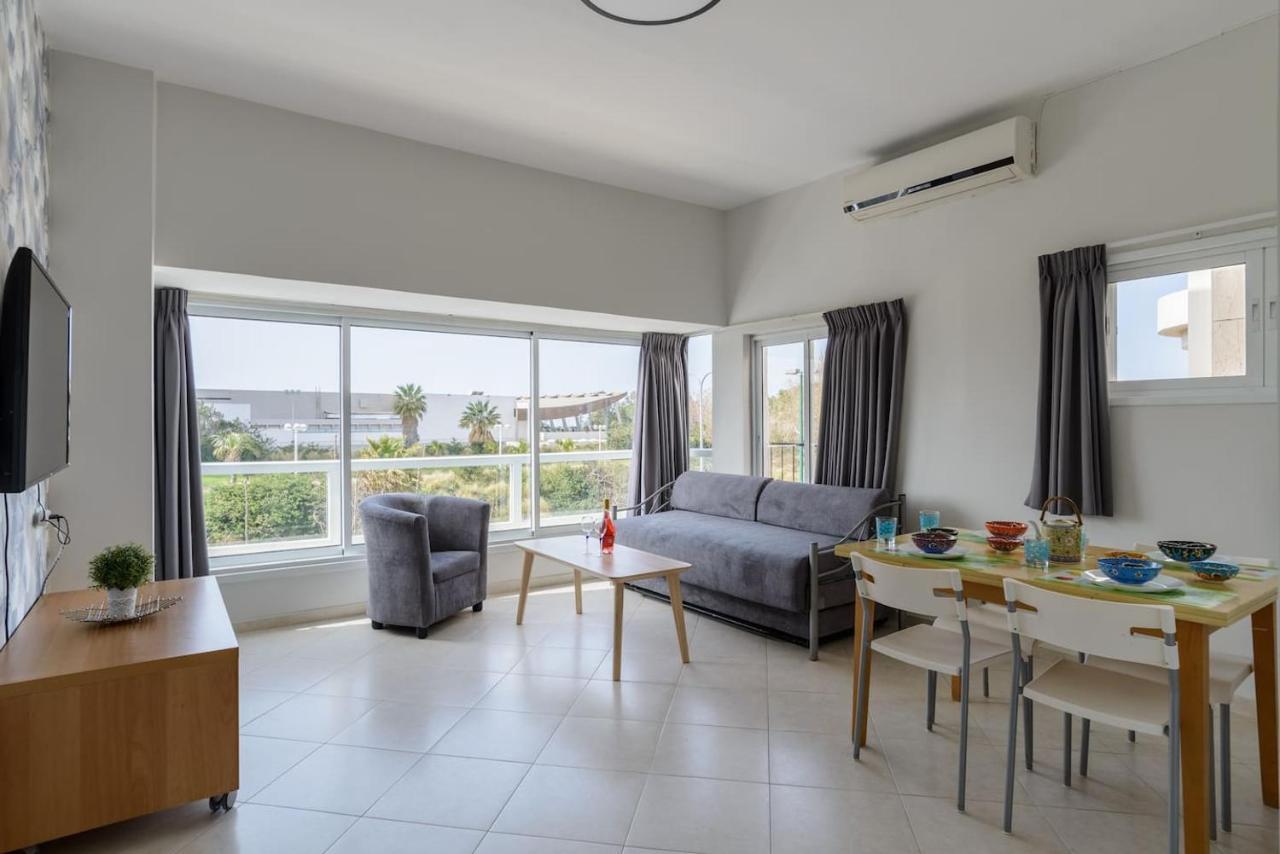 Sea Suites Tel Aviv-Jaffa Exterior foto